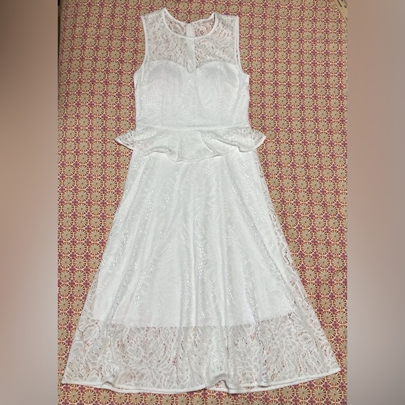 Lilly Pulitzer Nolea White Sleeveless Midi Dress with Peplum - Picture 2 of 16